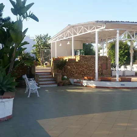 Holiday Πανσιόν Νότο